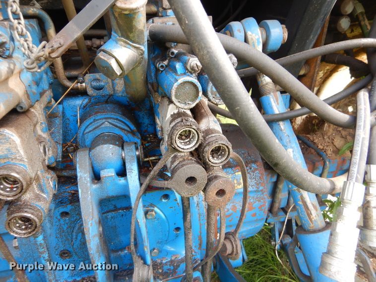 image for item GN9419 1992 Ford 6640  tractor