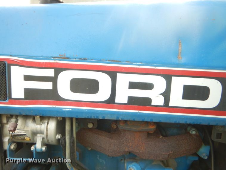 image for item GN9419 1992 Ford 6640  tractor