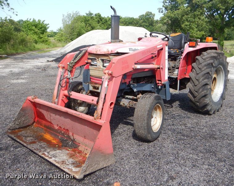 image for item GN9420 Mahindra 6000DI  tractor