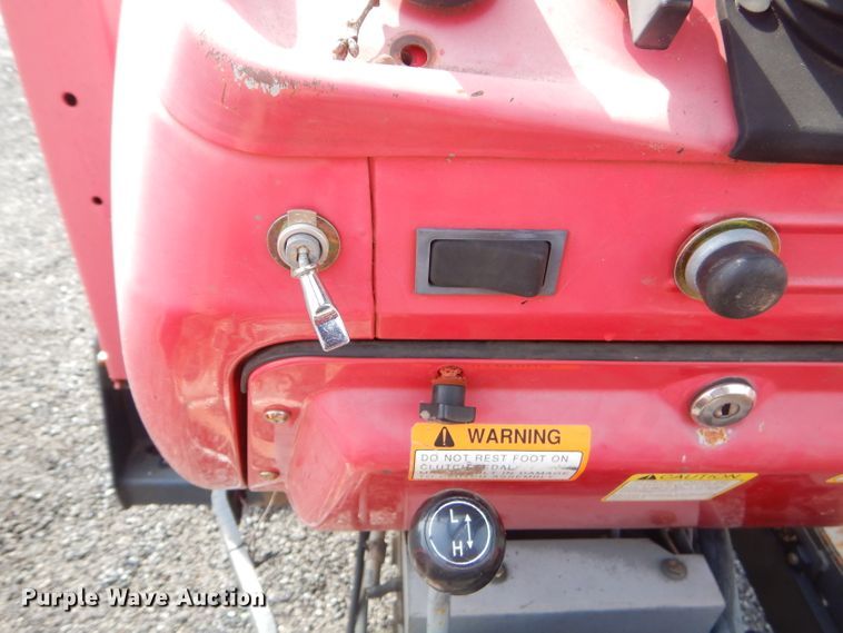 image for item GN9420 Mahindra 6000DI  tractor