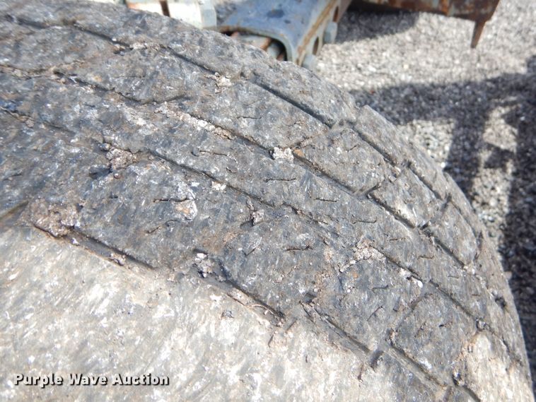 image for item GN9420 Mahindra 6000DI  tractor