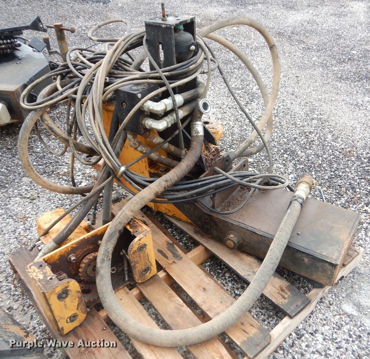 image for item GN9421 Tiger boom mower