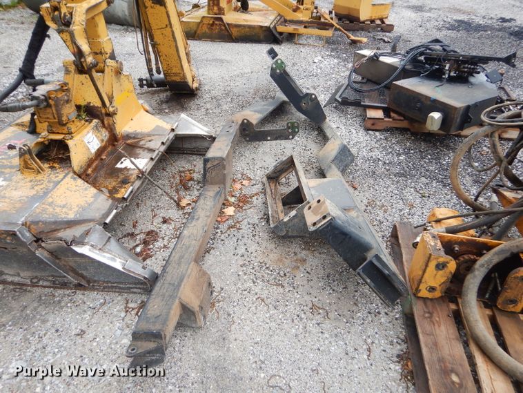 image for item GN9421 Tiger boom mower