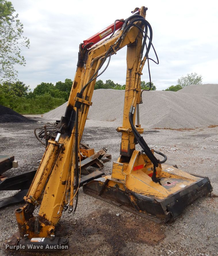 image for item GN9421 Tiger boom mower