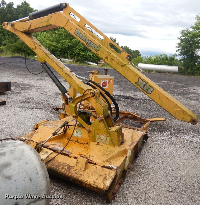 image for item GN9422 Tiger Bengal MB boom mower