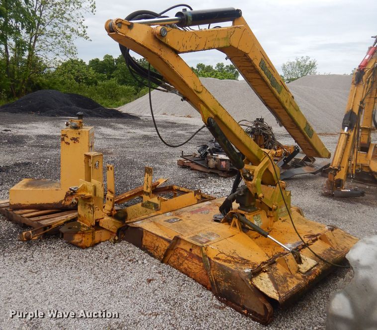 image for item GN9422 Tiger Bengal MB boom mower