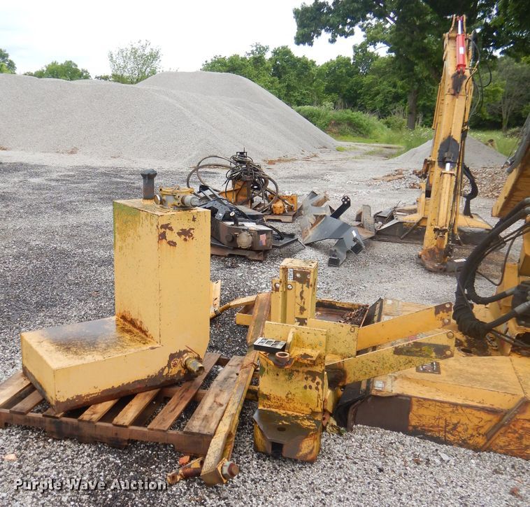 image for item GN9422 Tiger Bengal MB boom mower