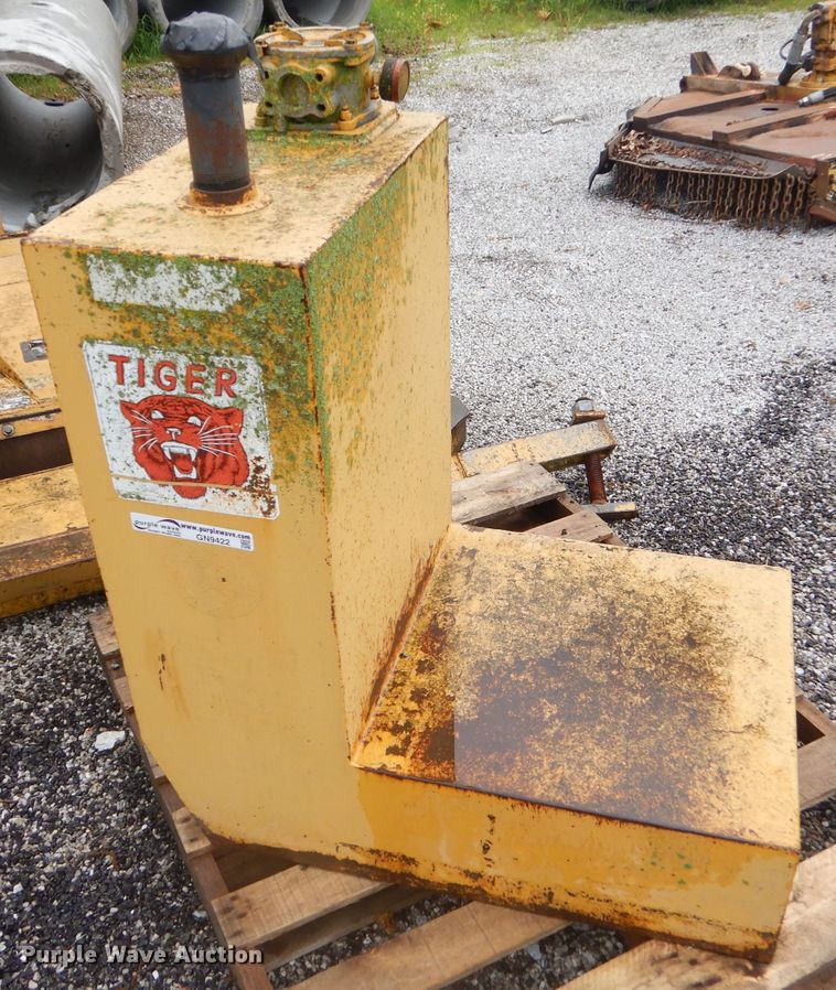 image for item GN9422 Tiger Bengal MB boom mower