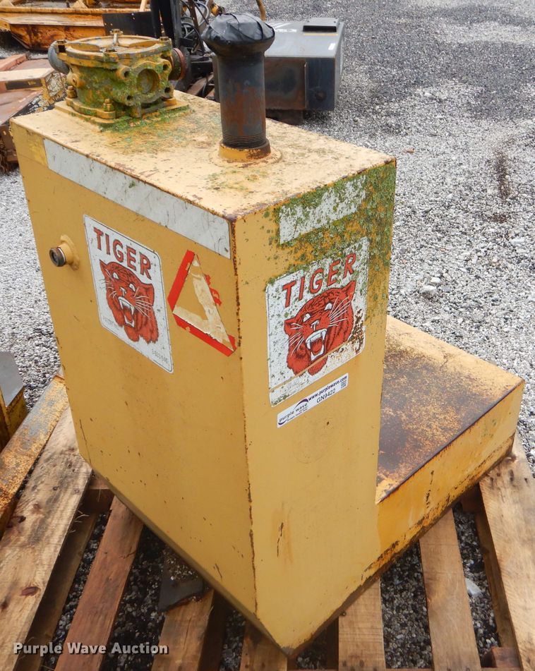 image for item GN9422 Tiger Bengal MB boom mower