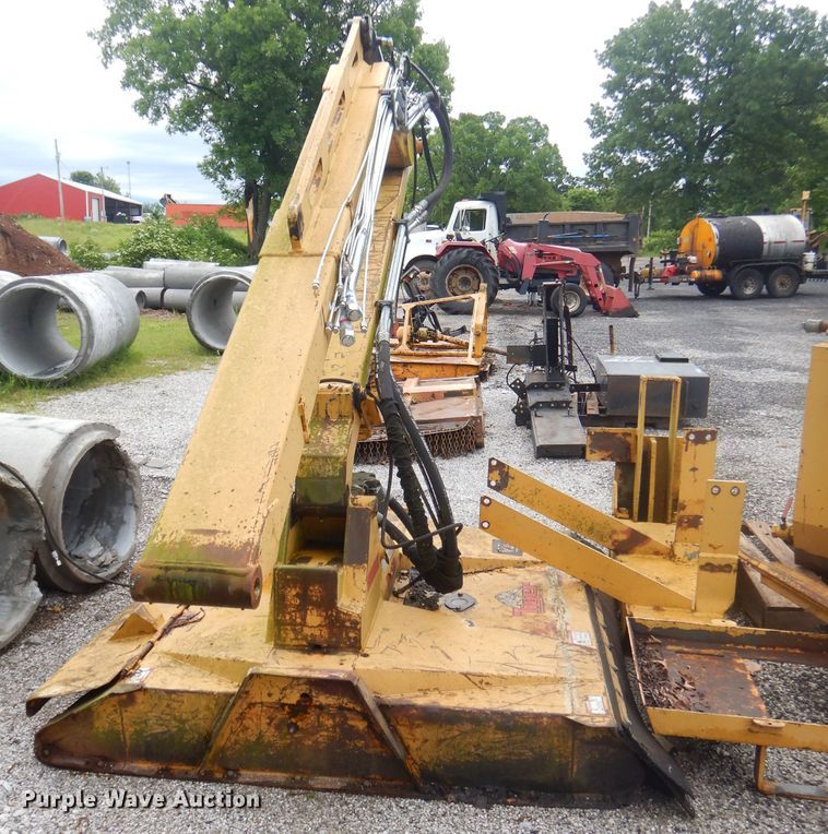 image for item GN9422 Tiger Bengal MB boom mower