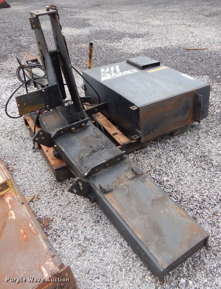 image for item GN9423 Alamo boom mower