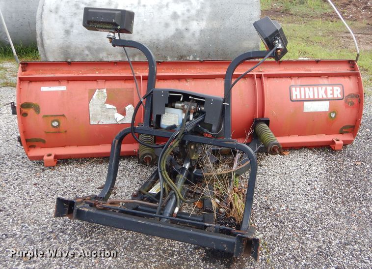 image for item GN9425 Hiniker snow plow