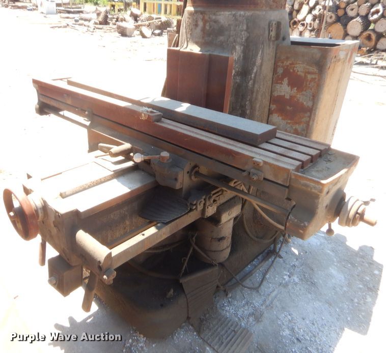 image for item GN9430 Bridgeport Series II milling machine