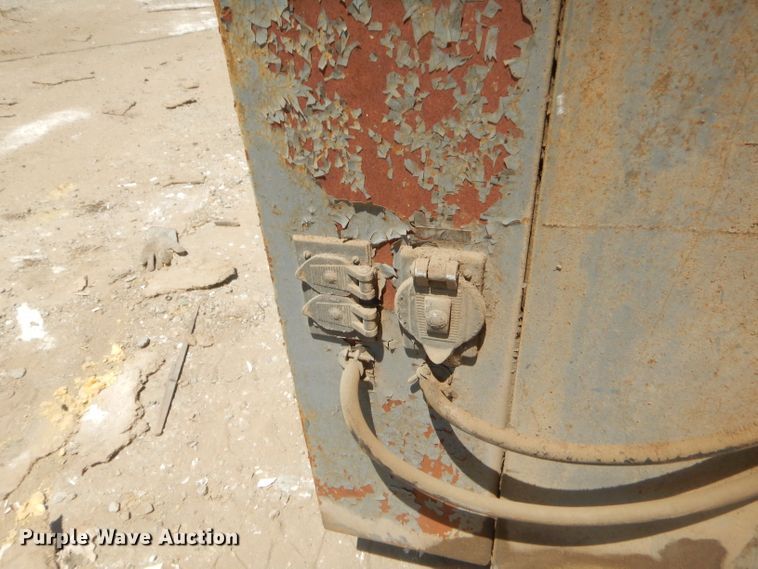 image for item GN9430 Bridgeport Series II milling machine