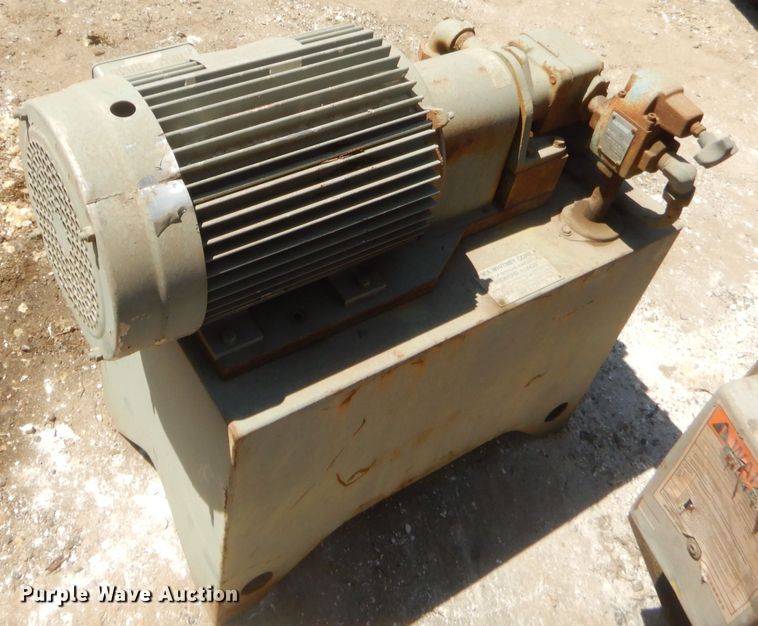 image for item GN9431 WA Whitney Corp 600-122 hydraulic pump