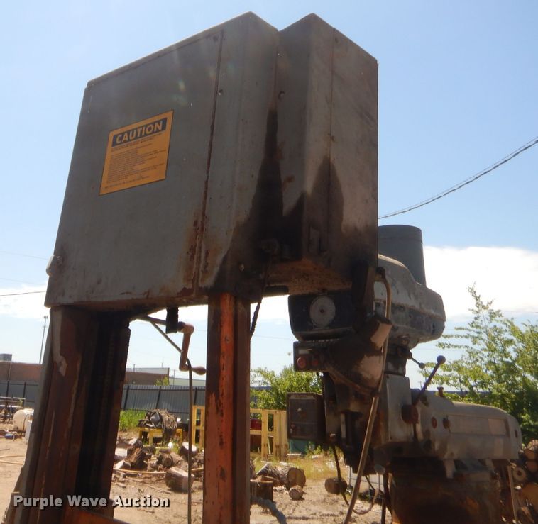 image for item GN9432 HEM V125M band saw