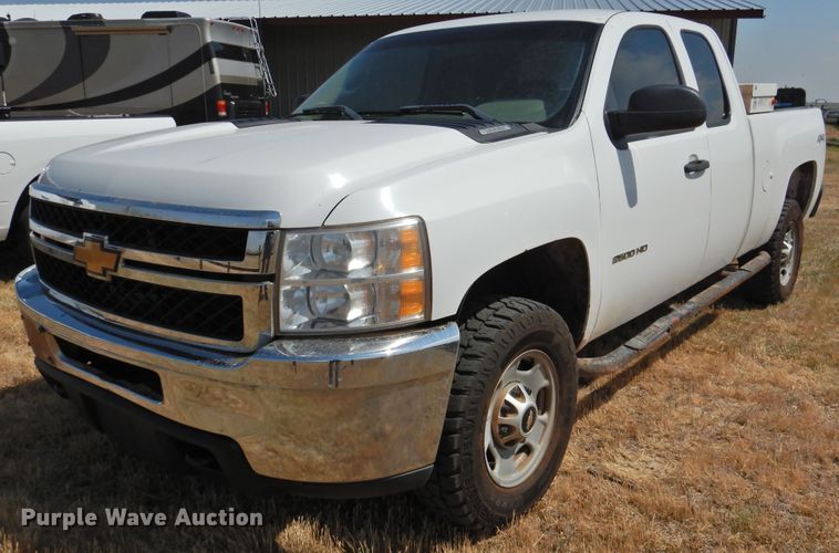 image for item GN9898 2012 Chevrolet Silverado 2500HD  Ext. Cab pickup truck