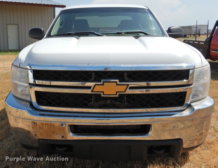 image for item GN9898 2012 Chevrolet Silverado 2500HD  Ext. Cab pickup truck