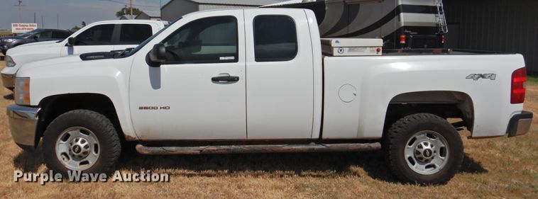 image for item GN9898 2012 Chevrolet Silverado 2500HD  Ext. Cab pickup truck