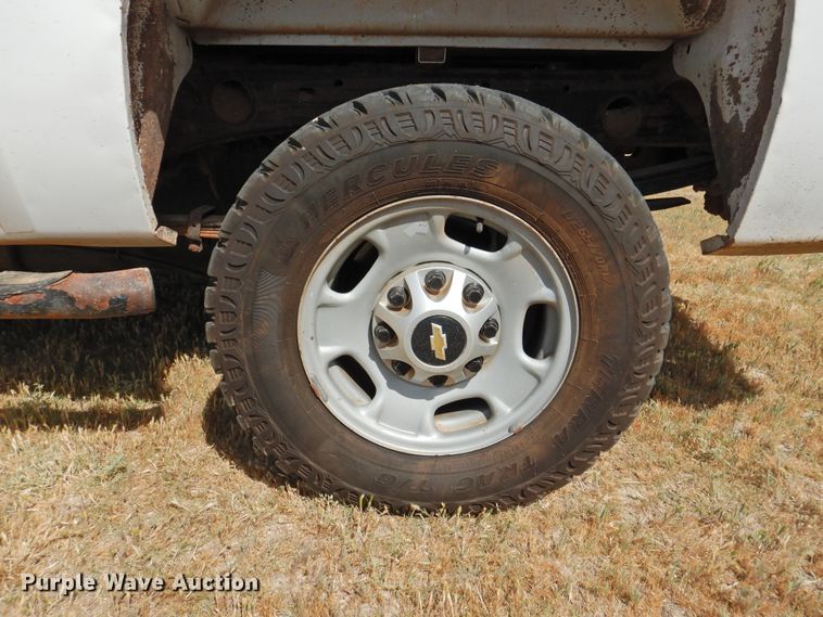 image for item GN9898 2012 Chevrolet Silverado 2500HD  Ext. Cab pickup truck