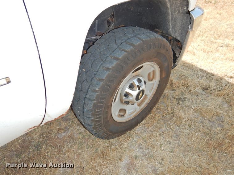 image for item GN9898 2012 Chevrolet Silverado 2500HD  Ext. Cab pickup truck