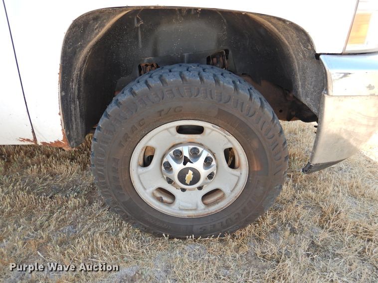 image for item GN9898 2012 Chevrolet Silverado 2500HD  Ext. Cab pickup truck