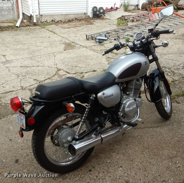 image for item GO9674 2013 Suzuki TU250X motorcycle