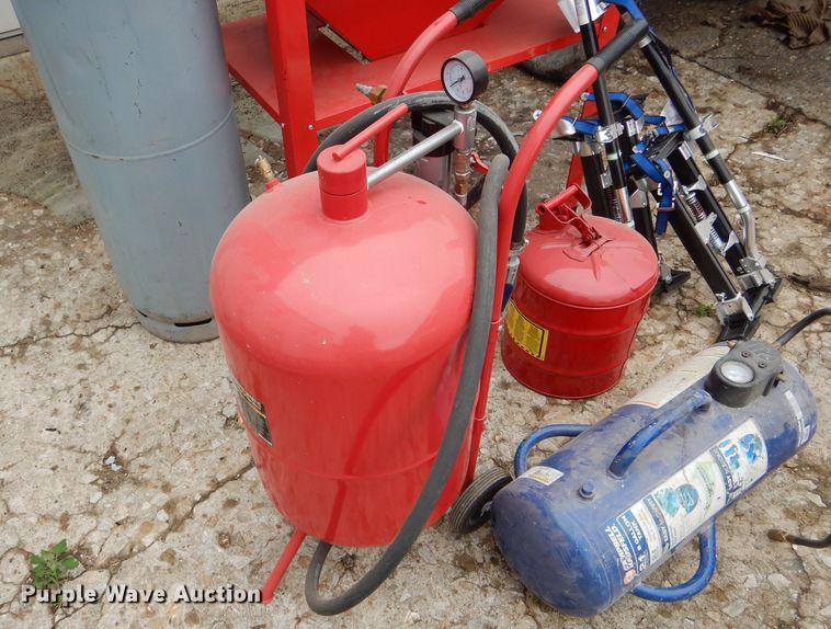 image for item GO9677 Tools