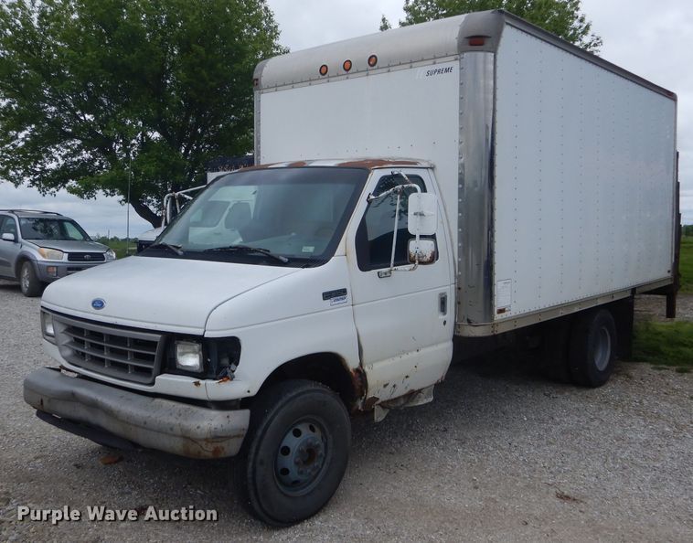 image for item GO9693 1995 Ford Econoline E350  box truck