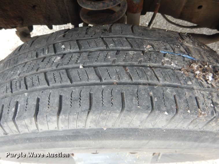 image for item GO9693 1995 Ford Econoline E350  box truck