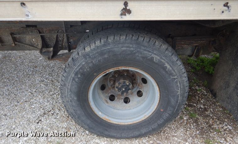 image for item GO9693 1995 Ford Econoline E350  box truck