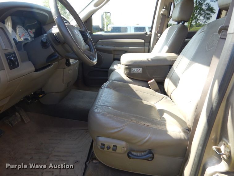 image for item GP9139 2005 Dodge Ram 2500  Quad Cab pickup truck