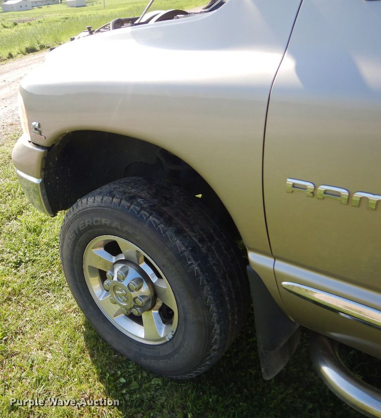 image for item GP9139 2005 Dodge Ram 2500  Quad Cab pickup truck