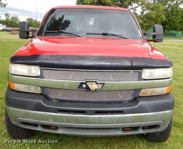 image for item GP9154 2001 Chevrolet Silverado 2500HD  Crew Cab pickup truck