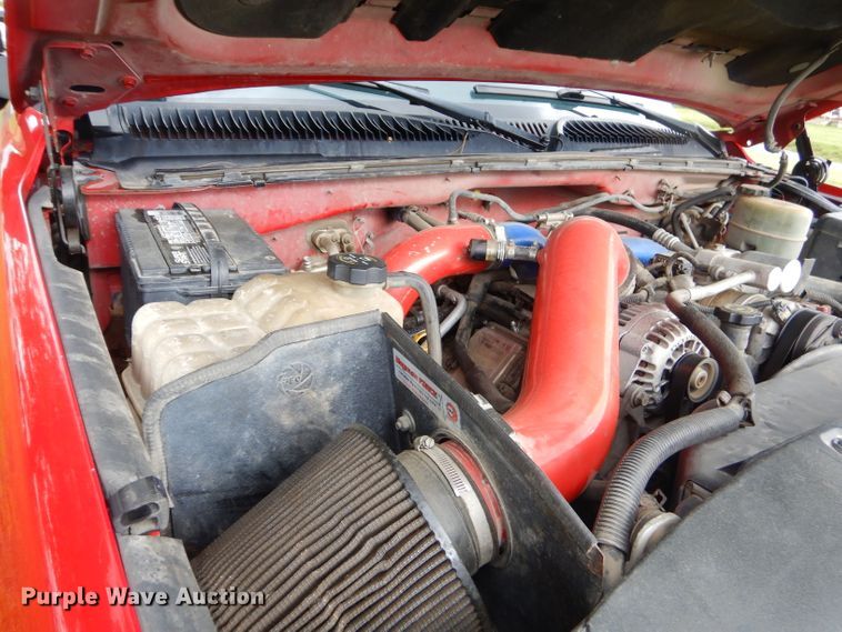 image for item GP9154 2001 Chevrolet Silverado 2500HD  Crew Cab pickup truck