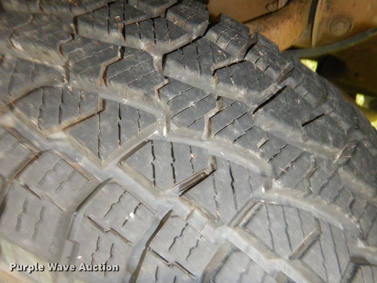 image for item GP9154 2001 Chevrolet Silverado 2500HD  Crew Cab pickup truck