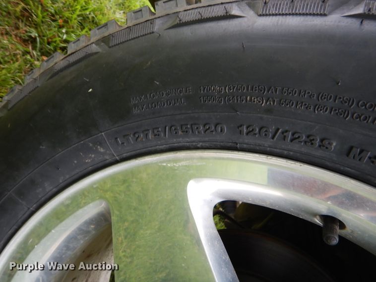 image for item GP9154 2001 Chevrolet Silverado 2500HD  Crew Cab pickup truck