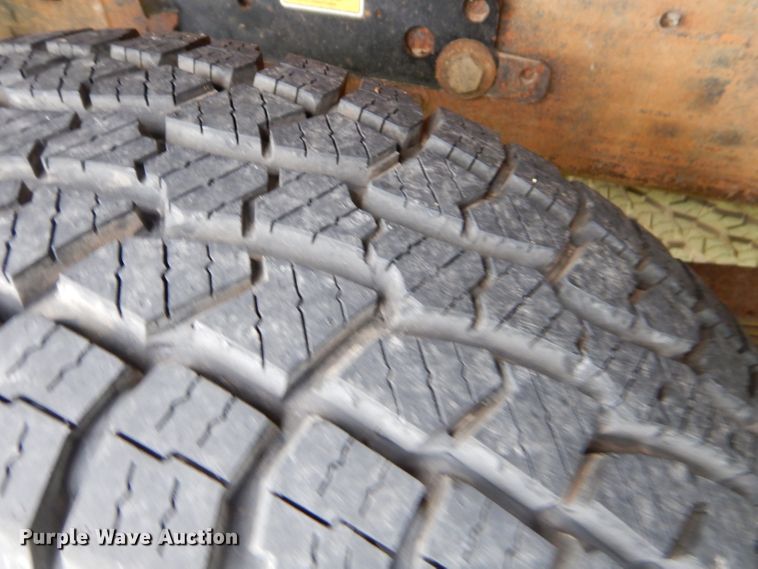 image for item GP9154 2001 Chevrolet Silverado 2500HD  Crew Cab pickup truck