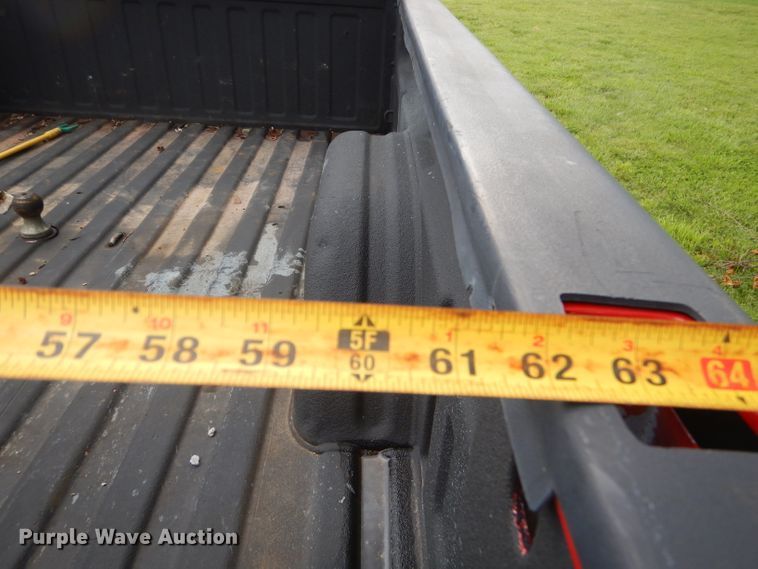 image for item GP9154 2001 Chevrolet Silverado 2500HD  Crew Cab pickup truck