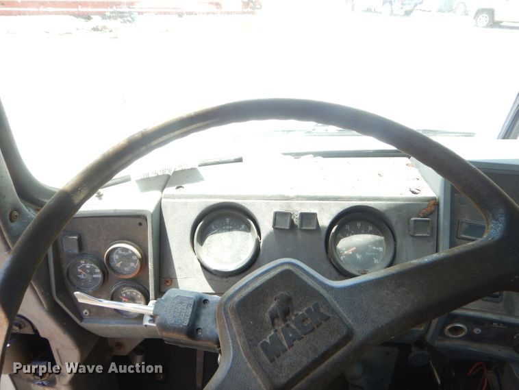 image for item GP9161 1992 Mack RB  truck cab and chassis