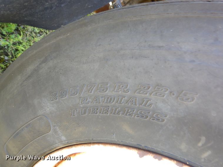 image for item GP9161 1992 Mack RB  truck cab and chassis