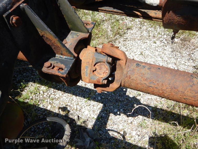 image for item GP9161 1992 Mack RB  truck cab and chassis