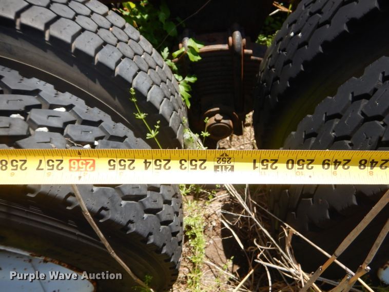 image for item GP9161 1992 Mack RB  truck cab and chassis