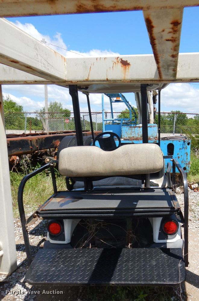 image for item GP9162 2012 Yamaha YDRAX2 golf cart