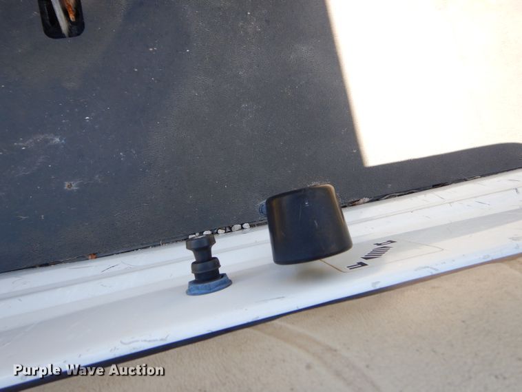 image for item GP9162 2012 Yamaha YDRAX2 golf cart