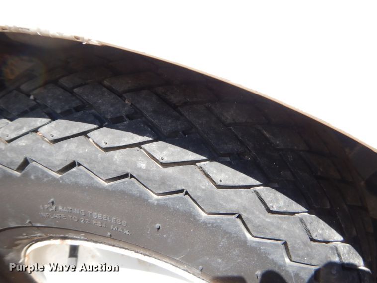 image for item GP9162 2012 Yamaha YDRAX2 golf cart