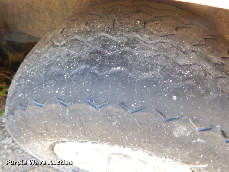 image for item GP9162 2012 Yamaha YDRAX2 golf cart