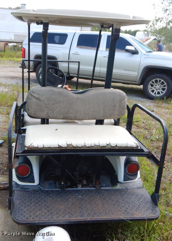 image for item GP9169 2012 Yamaha YDRAX2 golf cart