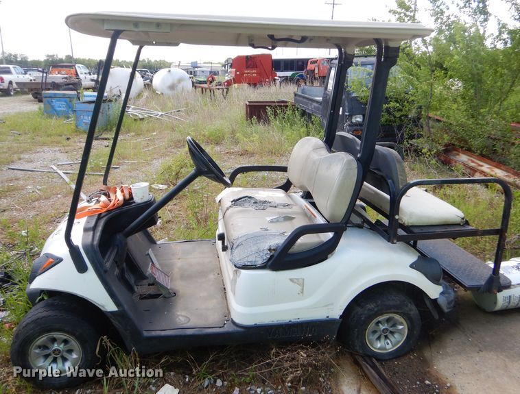 image for item GP9169 2012 Yamaha YDRAX2 golf cart