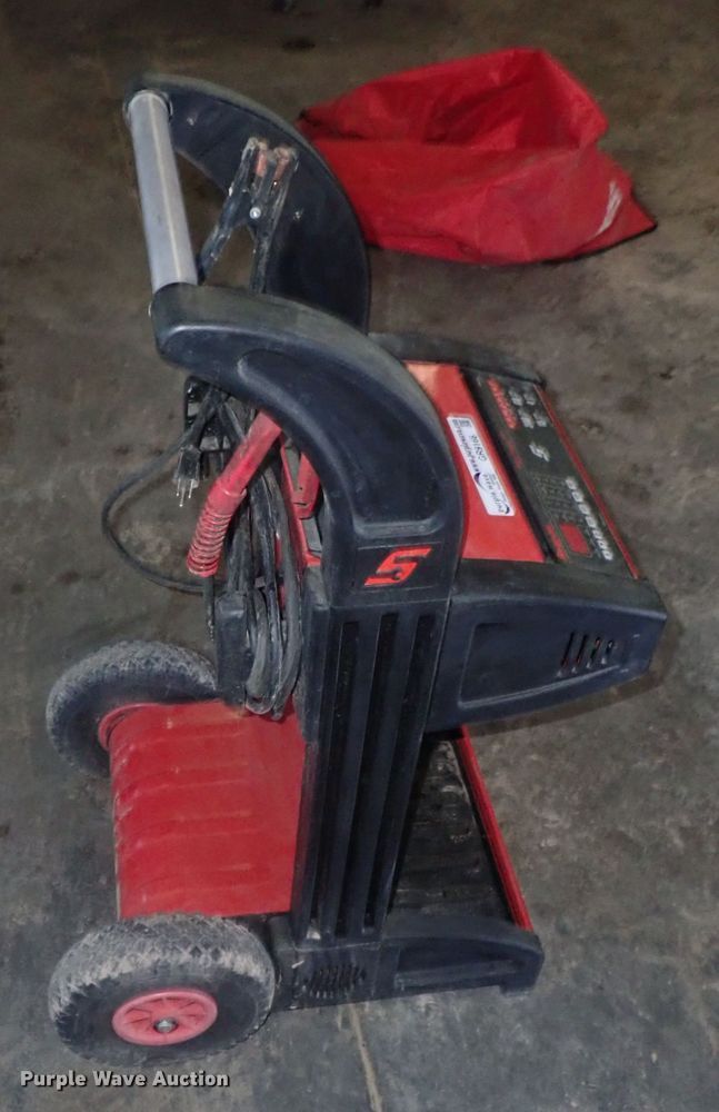 image for item GR9166 Snap-on EEBC500 battery charger